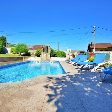 Galihost - Enorme Casa Con Piscina En Vilanova De Arousa Exterior photo