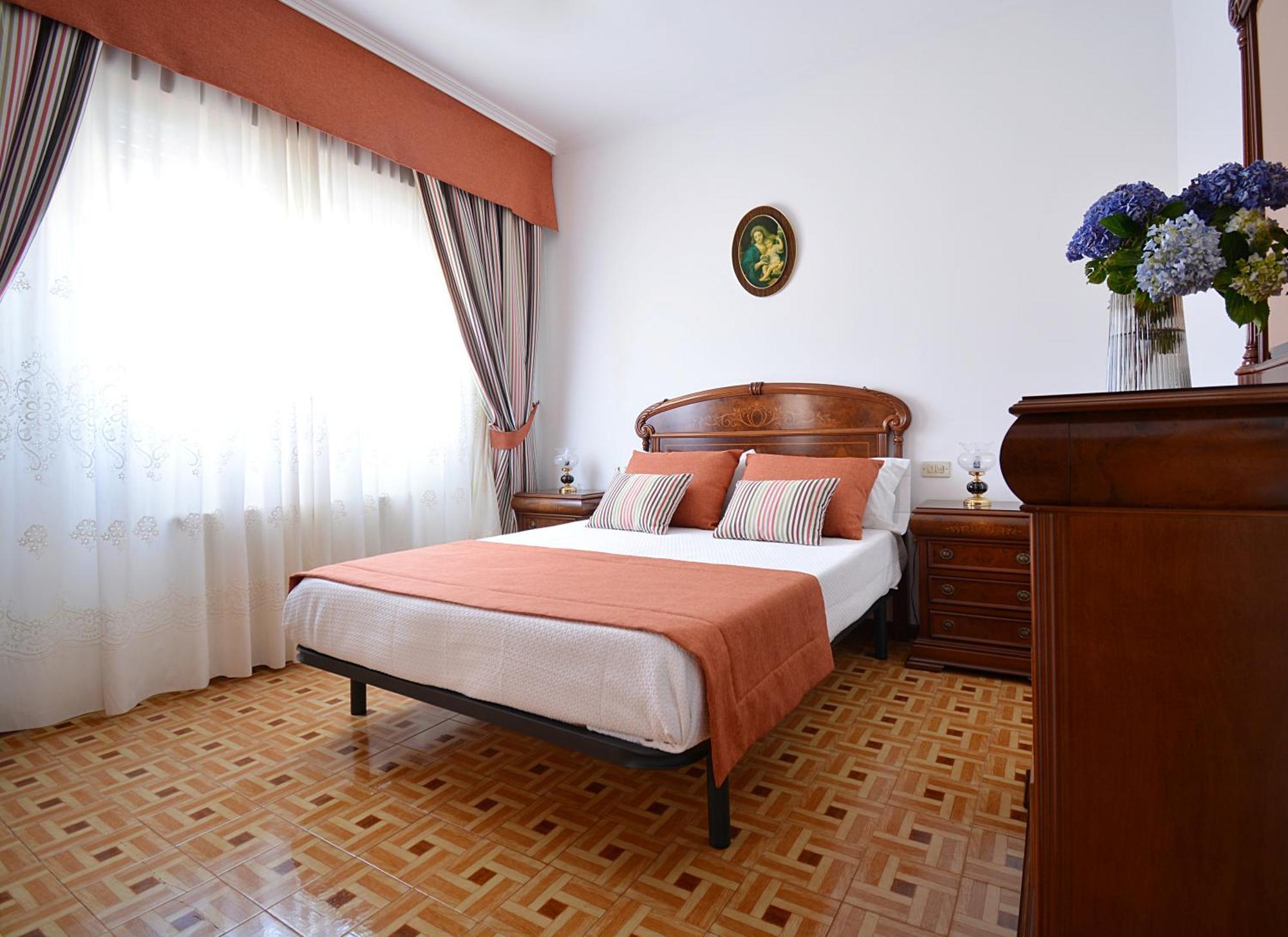Galihost - Enorme Casa Con Piscina En Holiday home
