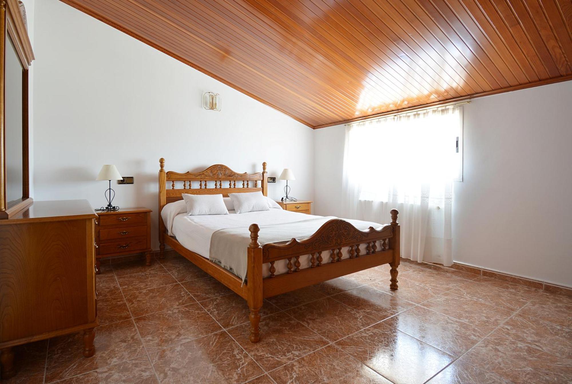 Holiday home Galihost - Enorme Casa Con Piscina En Villanueva De Arosa
